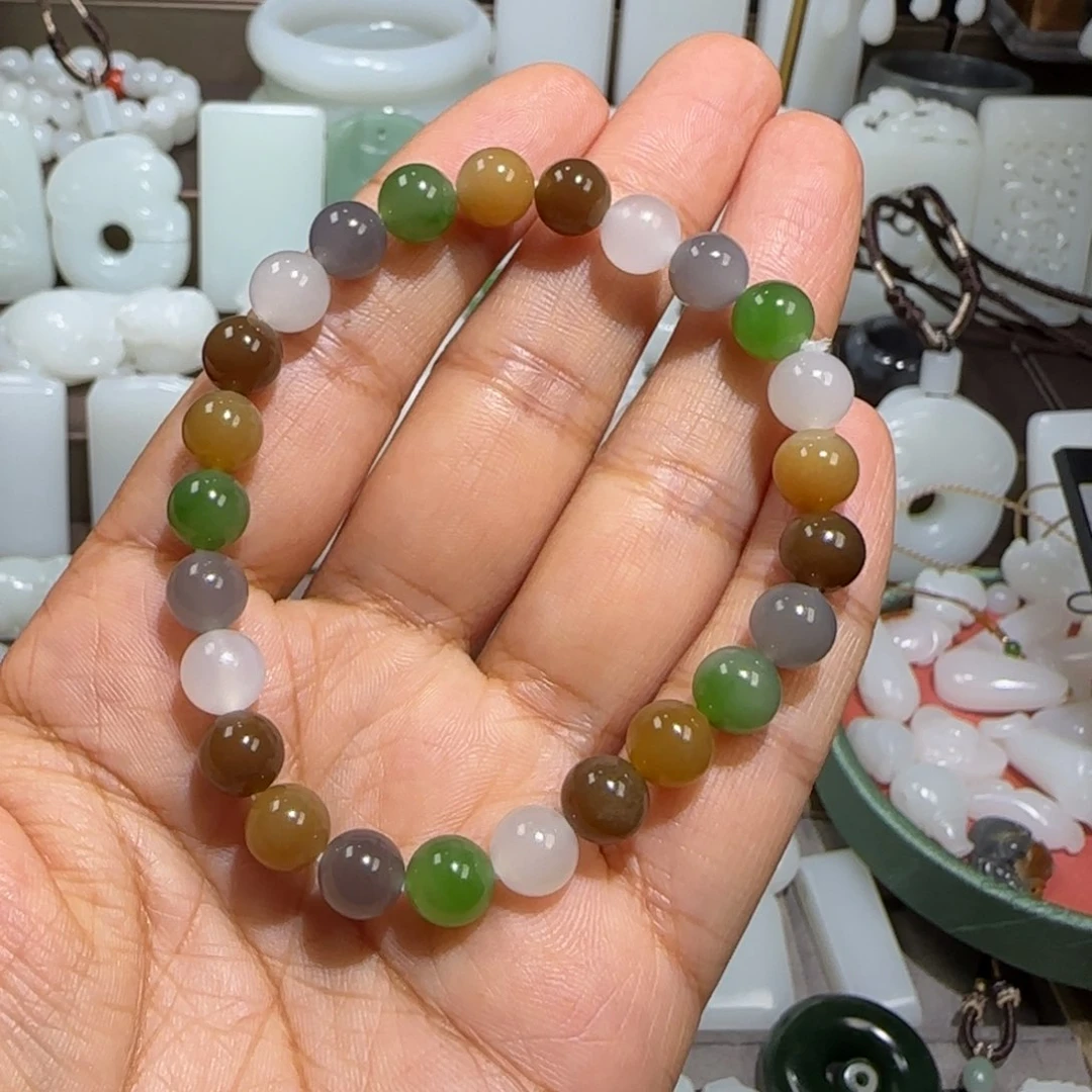 和田玉颈饰未镶嵌