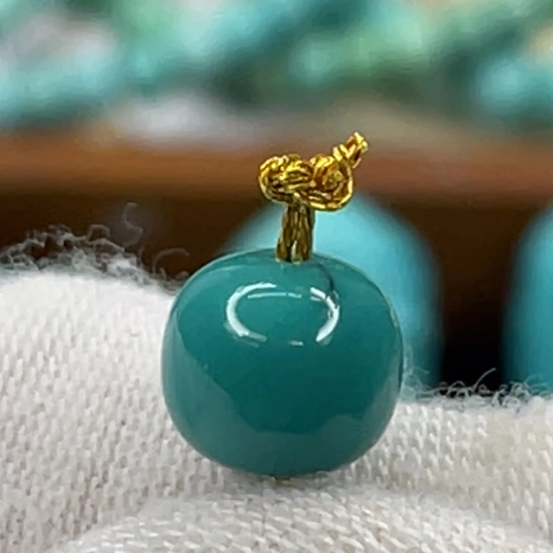 绿松石未镶嵌挂件