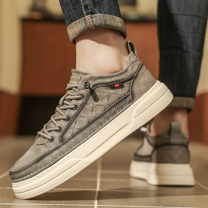 25年新款春夏透气轻底加厚雨伞布休闲男鞋百搭经典男鞋男士休闲鞋