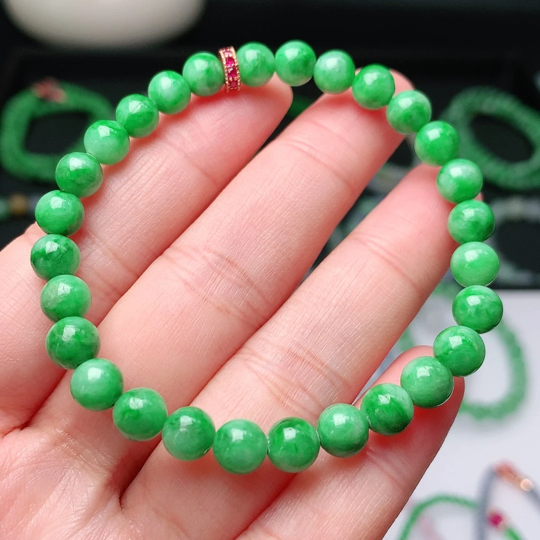 翡翠手链未镶嵌翡翠