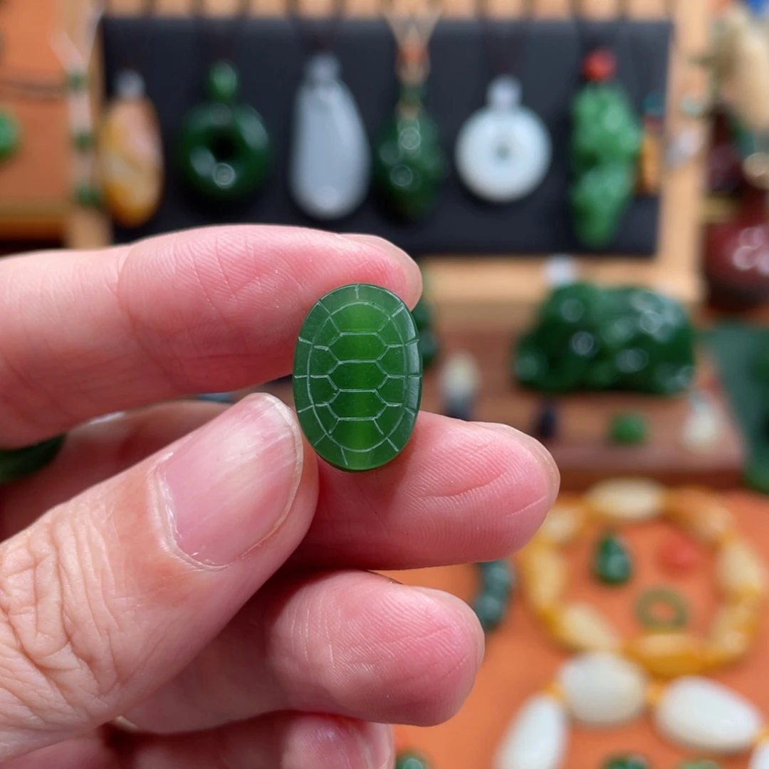 和田玉颈饰未镶嵌因**需