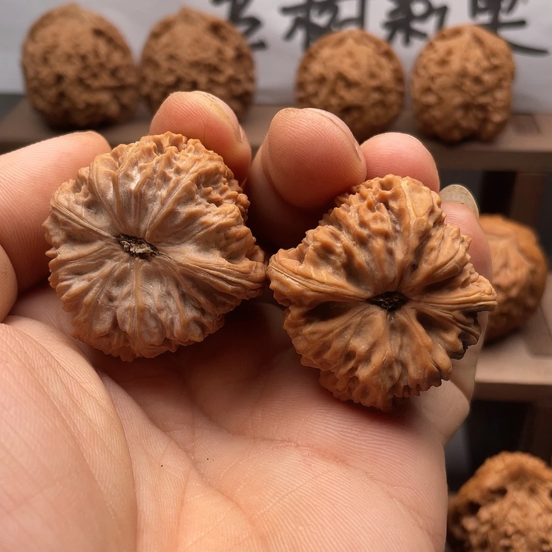 文***库吊坠文玩核桃南疆石新全全品