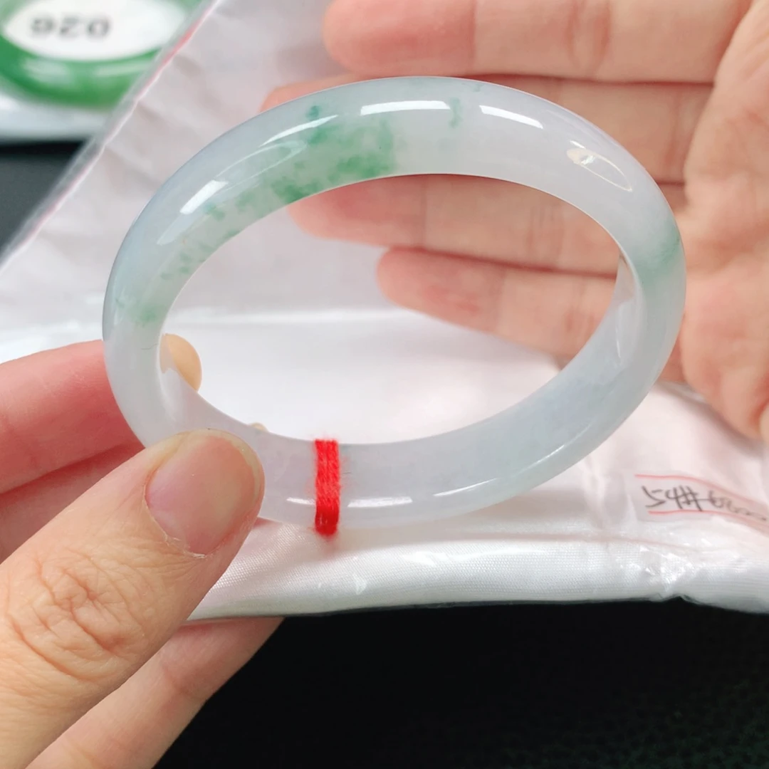 未镶嵌手镯翡翠缅甸54贵妃