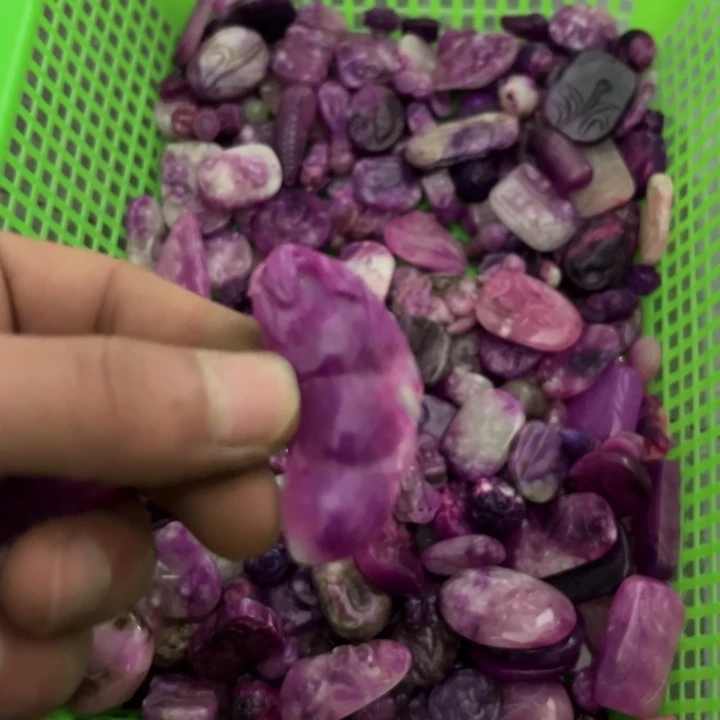 水晶A46未镶嵌潘*莉雕刻小