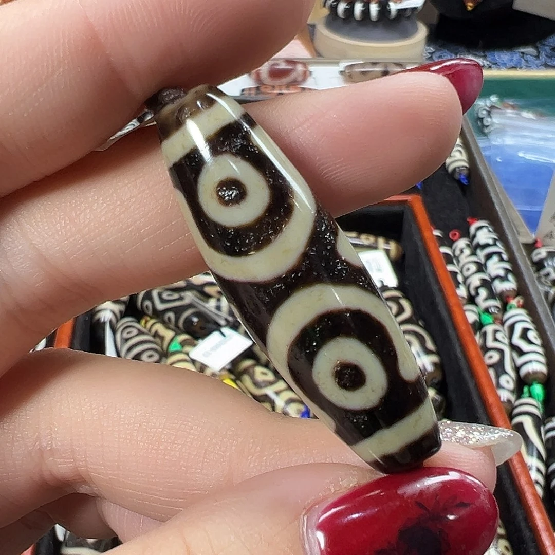 紫***砂玛瑙/玉髓未镶嵌珠宝半成品老冯