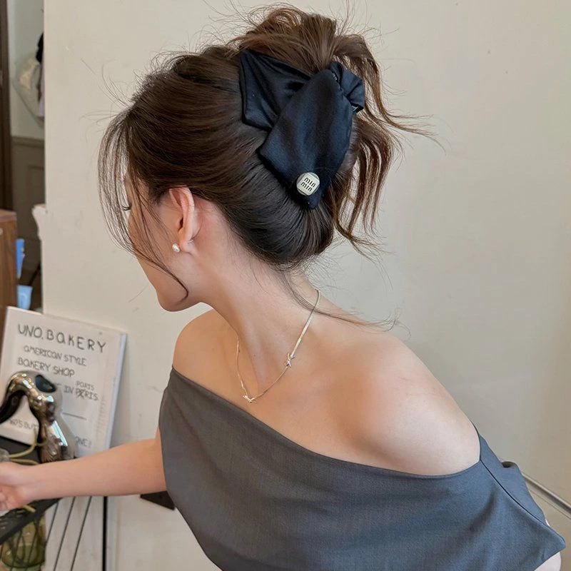 拯救扁塌头缎面贝壳三角抓夹2025新款饱满后脑勺高级感马尾发夹女