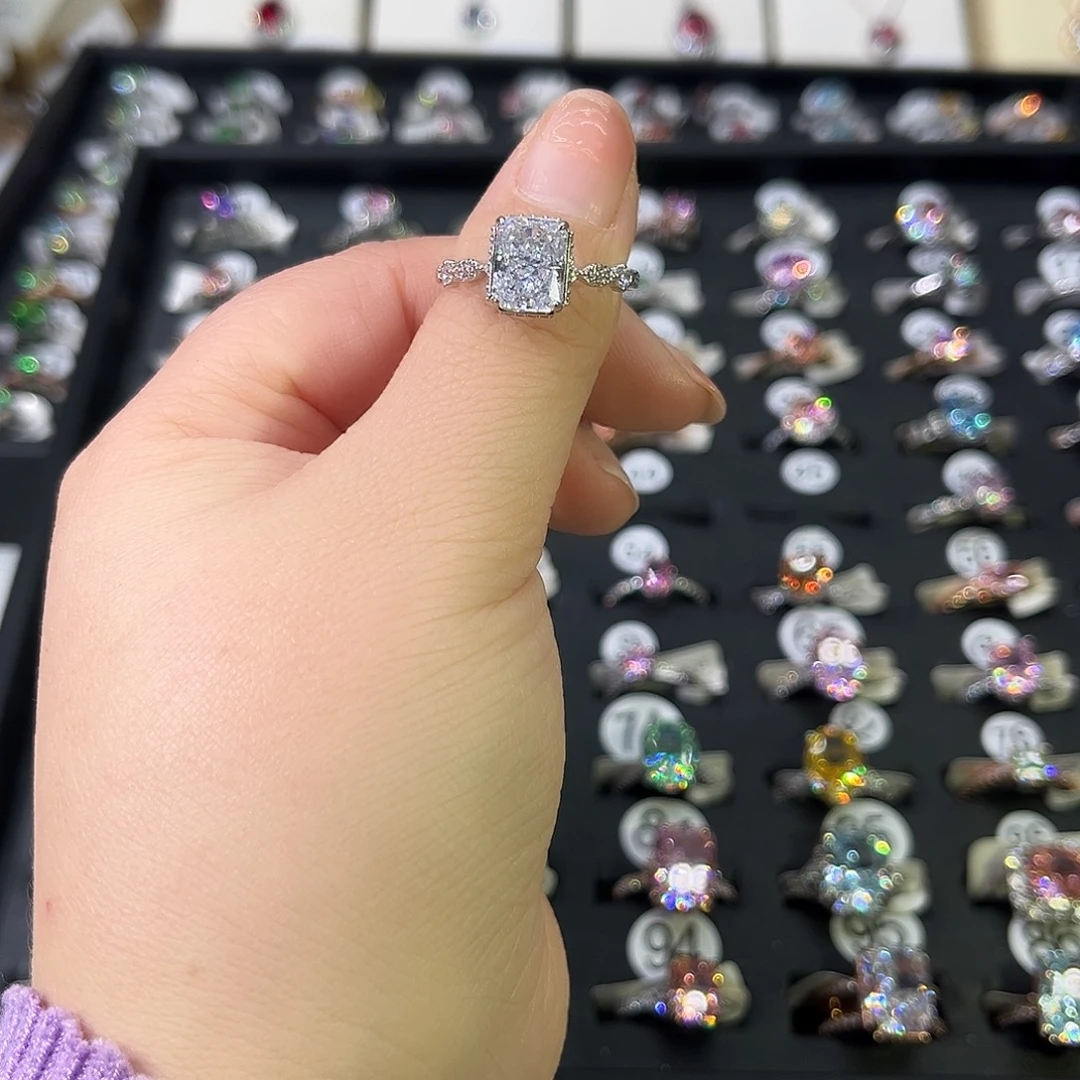 莫桑石非金属SH K白长方白冰花三卡-14