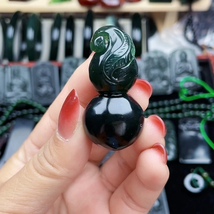 蛇纹石玉未镶嵌挂件泰山玉福禄