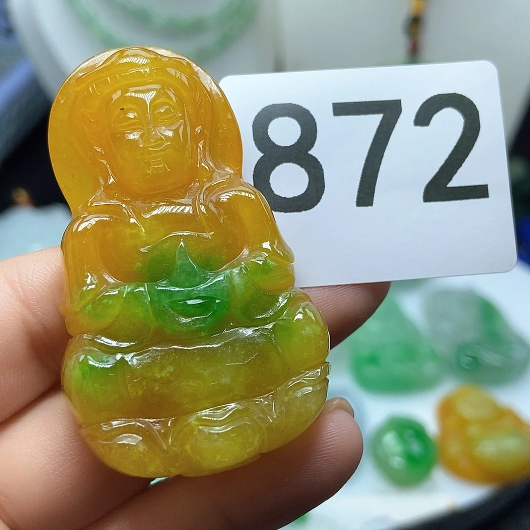 翡翠吊坠(赠链)未镶嵌