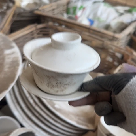 瓷片国营厂库存缝隙