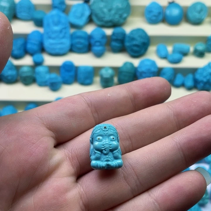 绿松石未镶嵌挂件