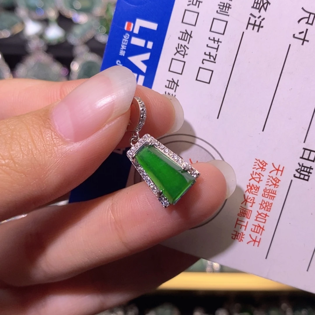 翡翠银S925镶嵌颈饰天然