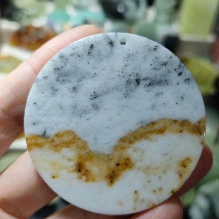 岫玉未镶嵌挂坠款式