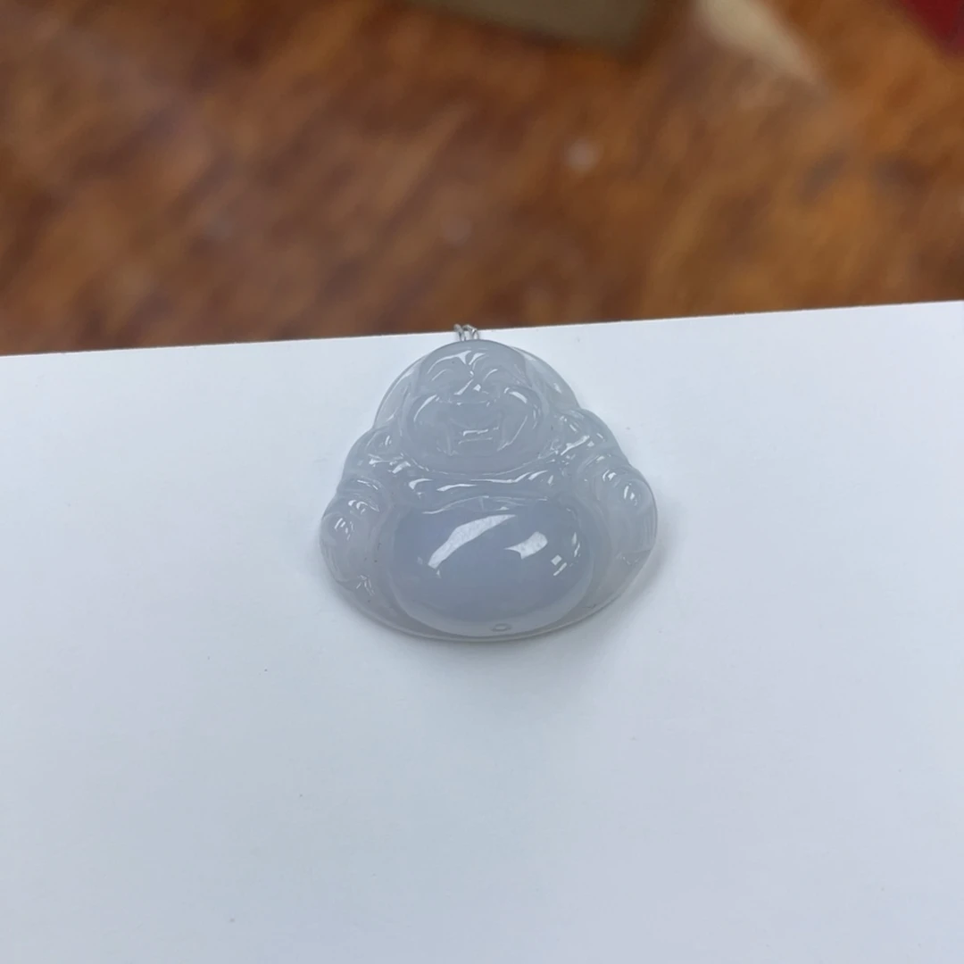 翡翠颈饰未镶嵌佛公