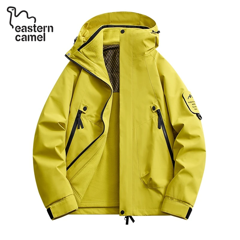 东方骆驼三合一外套男女透气运动户外防水防风情侣连帽登山服D4