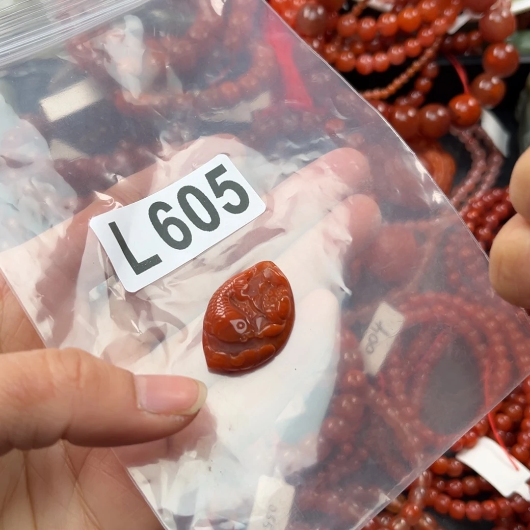 南红玛瑙珠宝奇石未镶嵌