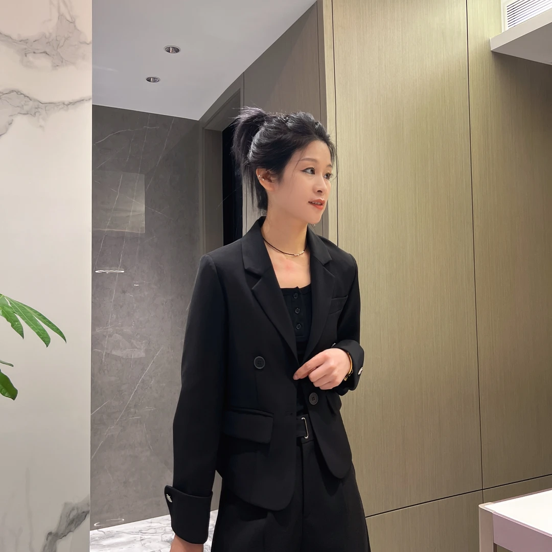 女人阁（西装外套8815）25年新款潮流时尚立领百搭气质外套