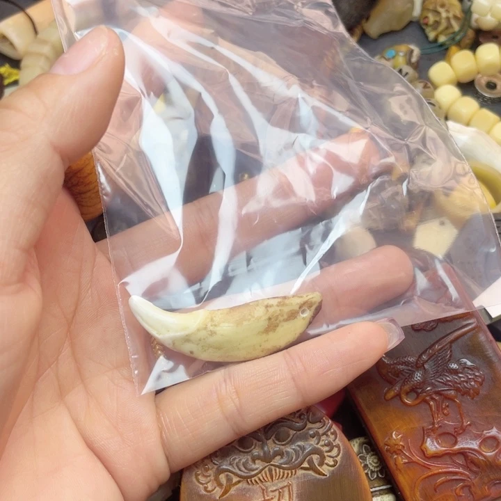 驼骨吊坠其他配饰