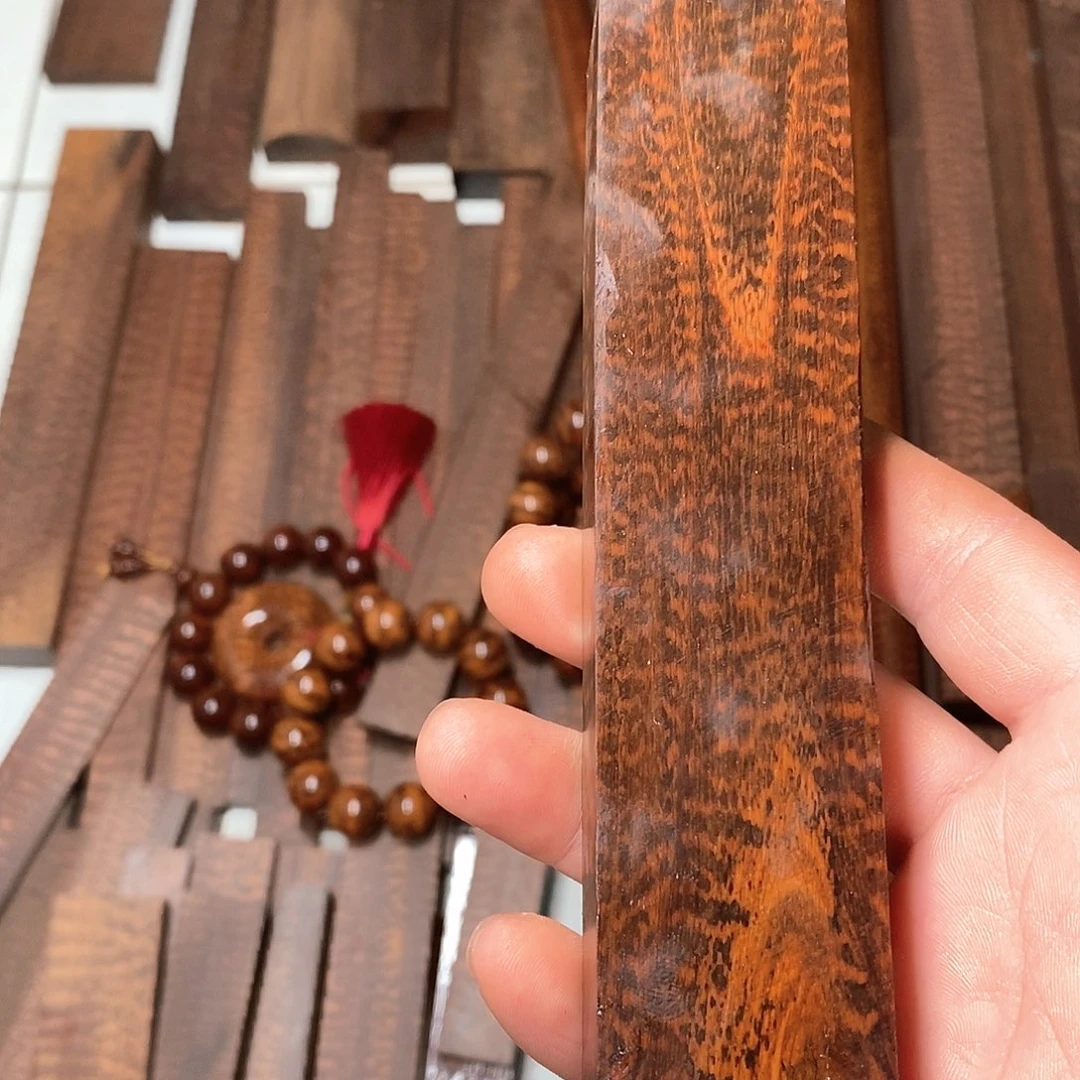 齐***叟香榧木蛇纹木方料精品