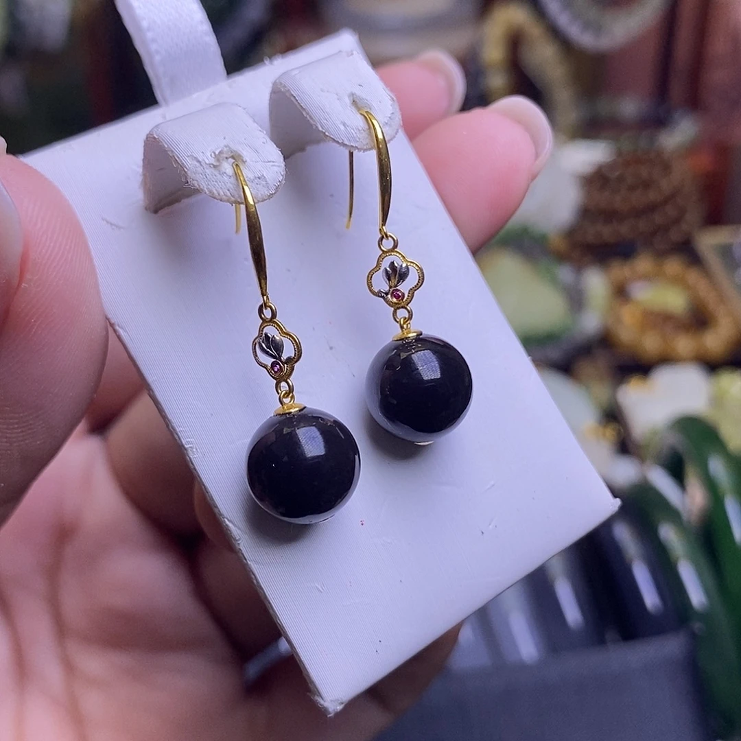 和田玉未镶嵌颈饰浓烟紫帝王紫金镶耳坠