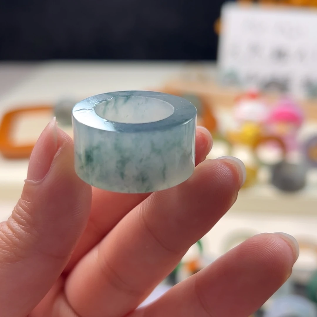 定制翡翠未镶嵌扳指冰飘花