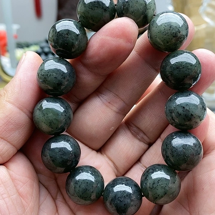 【闪购商品】未镶嵌手串和田玉18青花