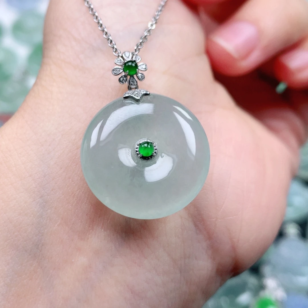 翡翠吊坠(不含链)18K金镶嵌