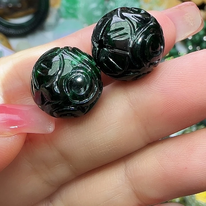 翡翠未镶嵌颈饰天然A货17