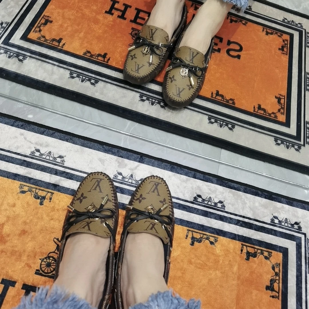 未使用 LouisVuitton/路易威登 lv女鞋棕色皮面老花豆豆鞋 36.5码