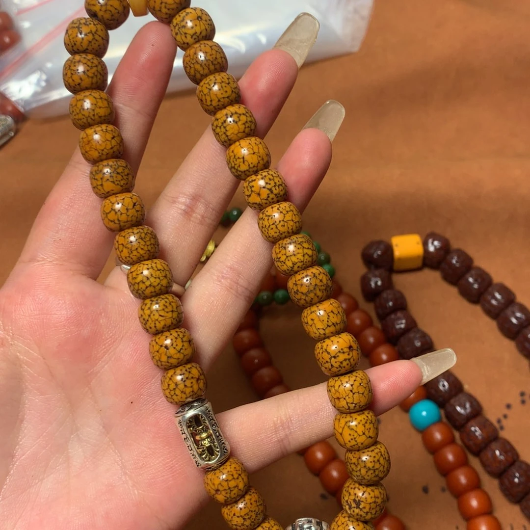 【闪购商品】表****）闪购商品 琉璃手串