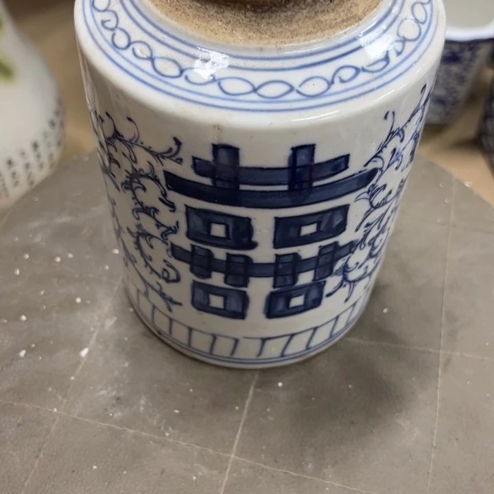 瓷片微瑕。。。。。。。。。