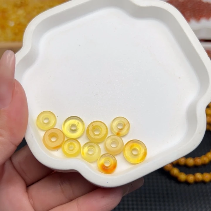 琥珀颈饰未镶嵌多样性