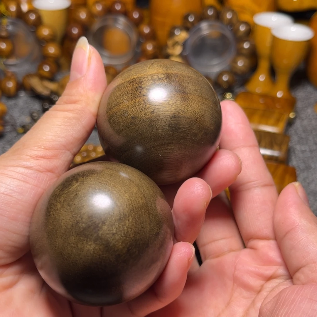 金丝楠阴沉木保健球