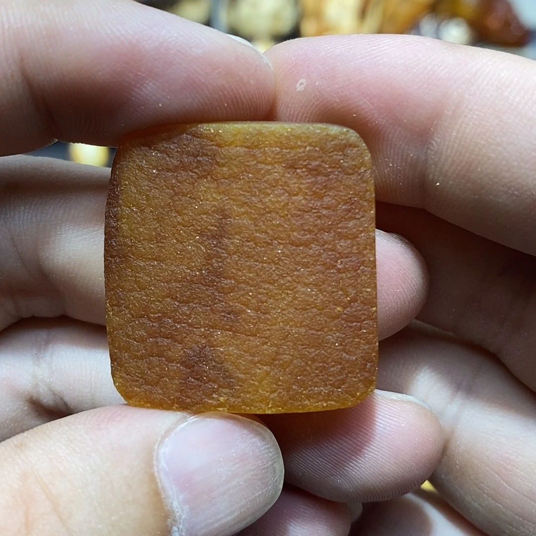 未镶嵌琥珀裸石蜜蜡原石定制