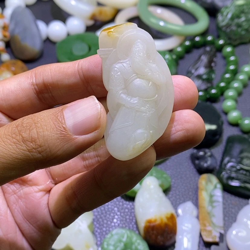 【闪购商品】未镶嵌和田玉挂件相*