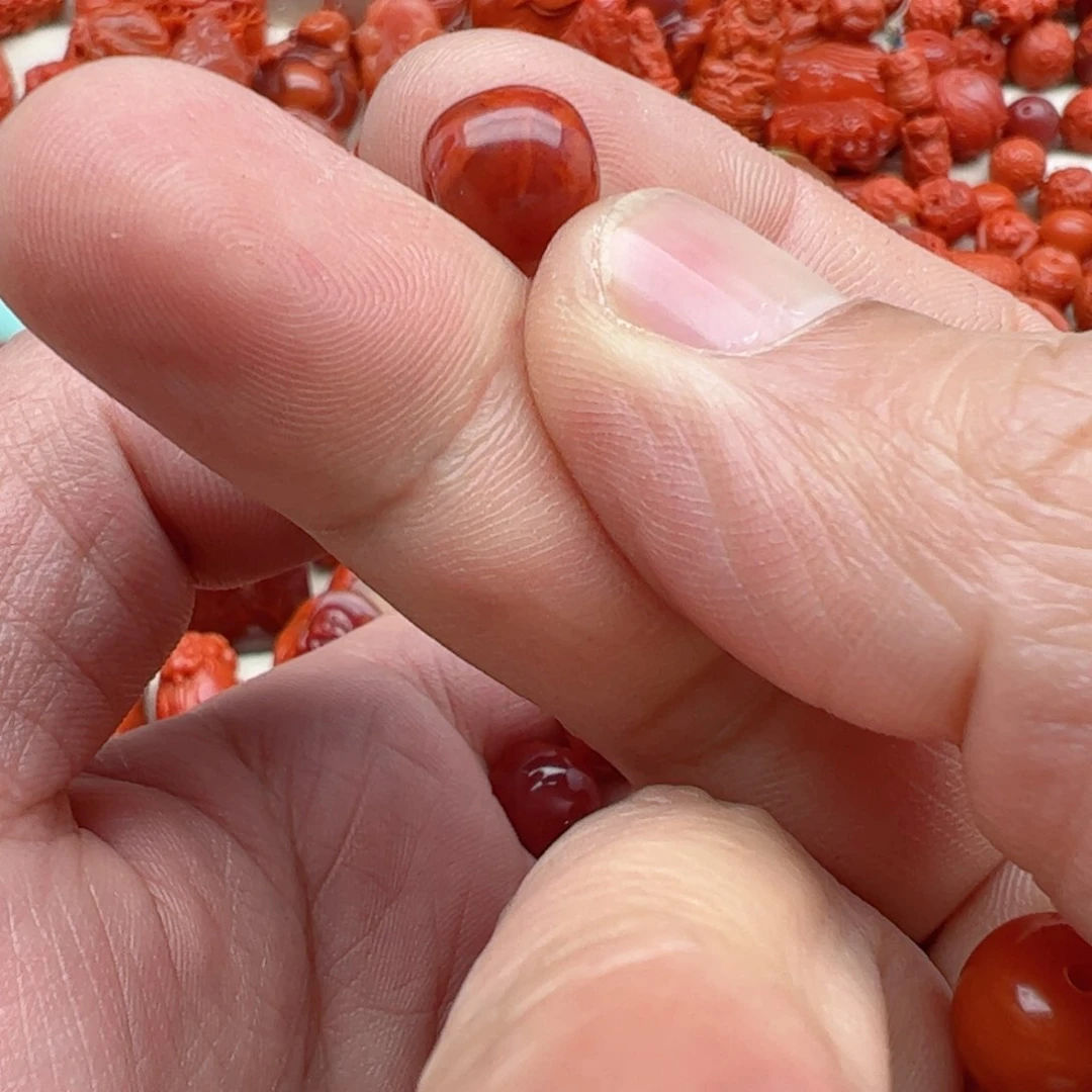 南红玛瑙配饰未镶嵌