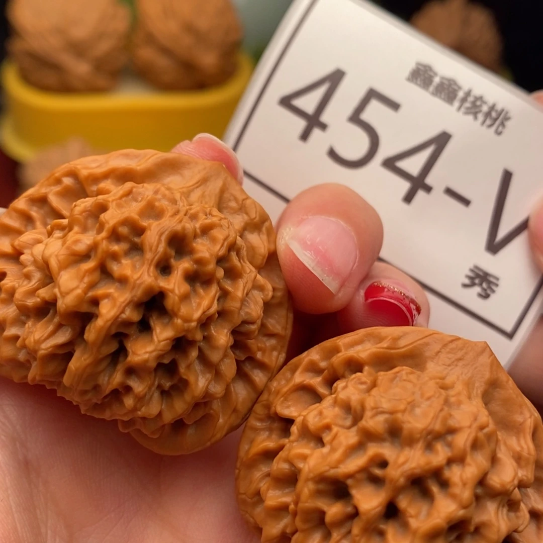 桃核把件秦闷39……