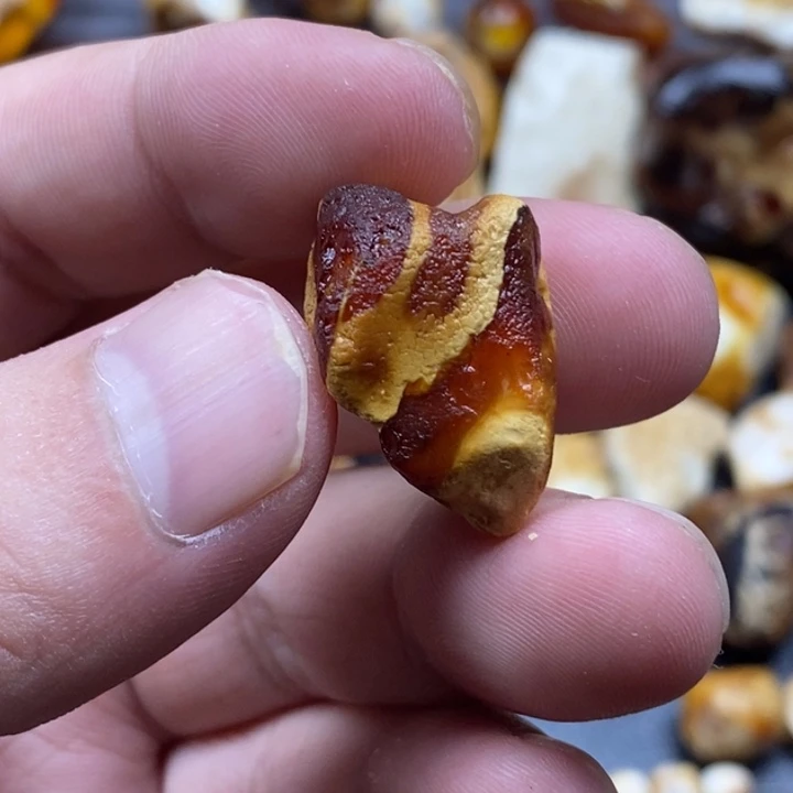 未镶嵌定制琥珀琥珀蜜蜡定制