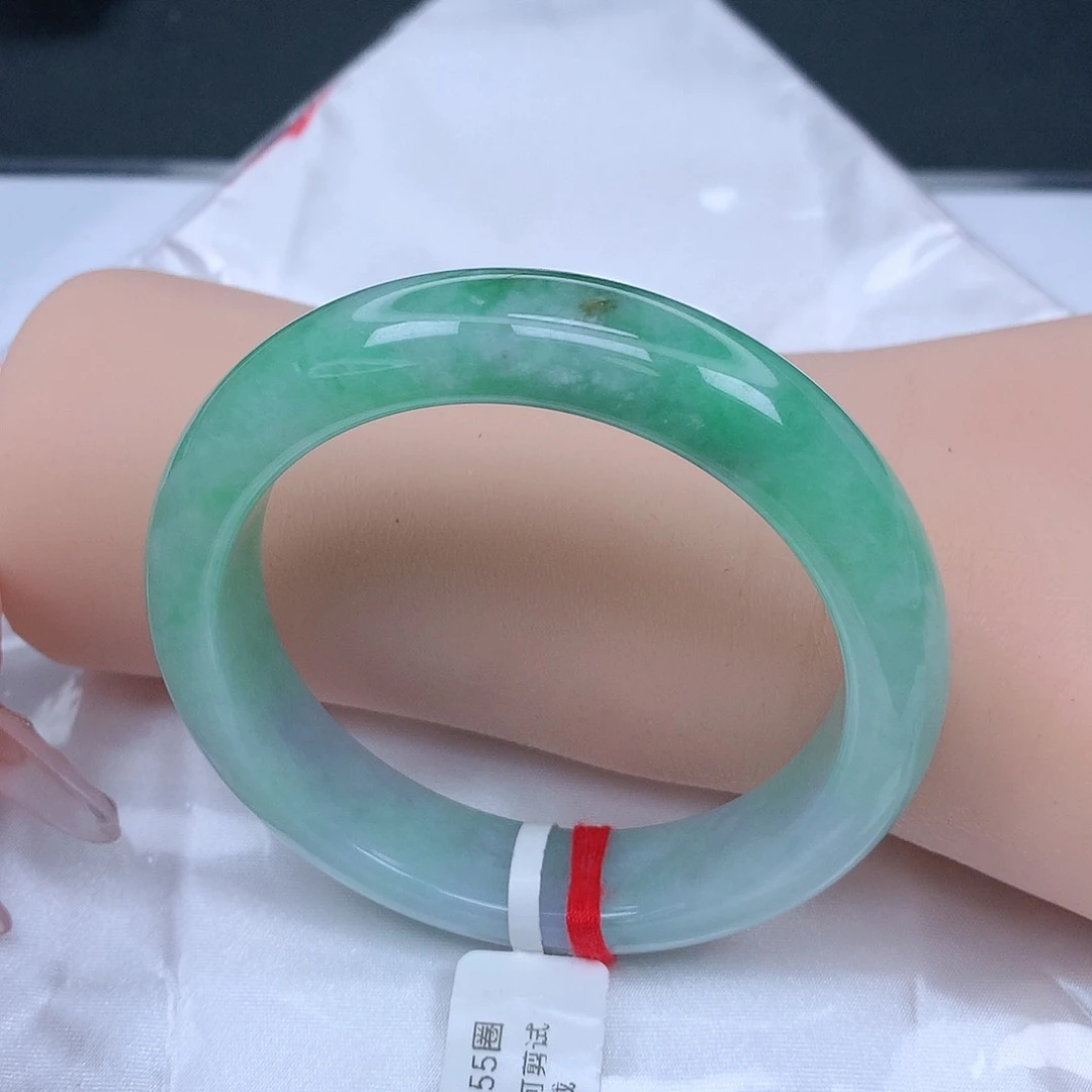【闪购商品】未镶嵌手镯翡翠，55