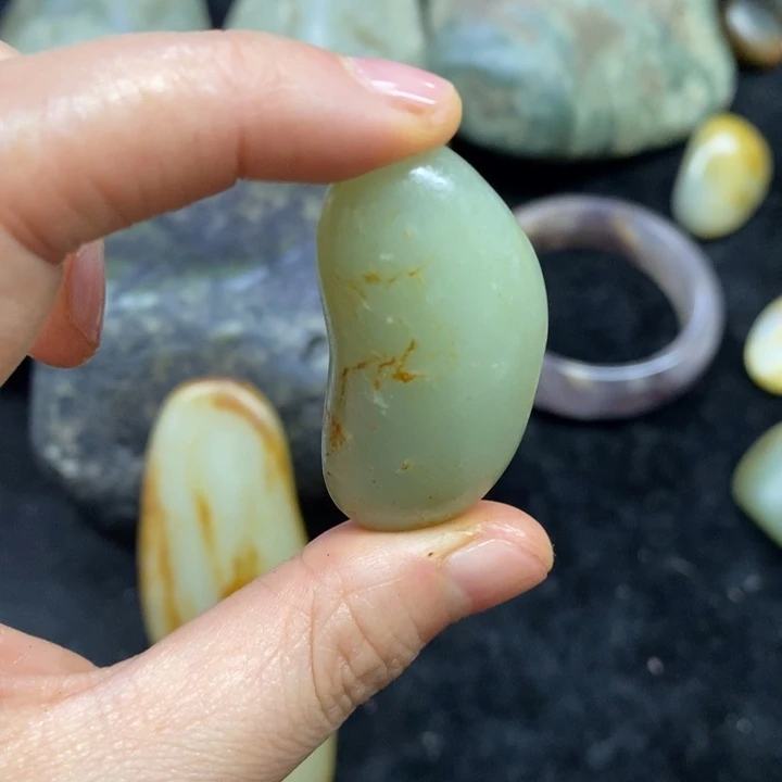 未镶嵌和田玉（糖玉）挂件