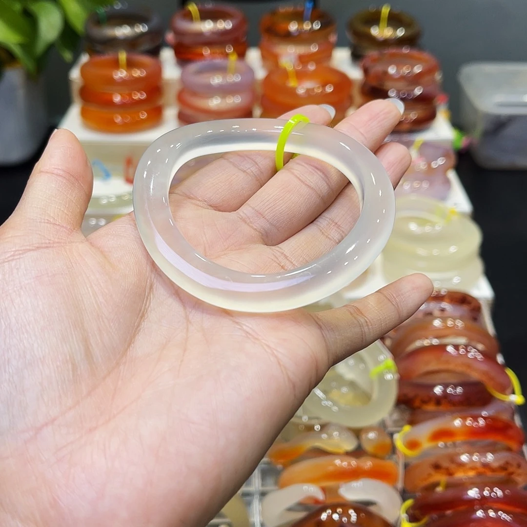 L****玛瑙/玉髓未镶嵌手镯