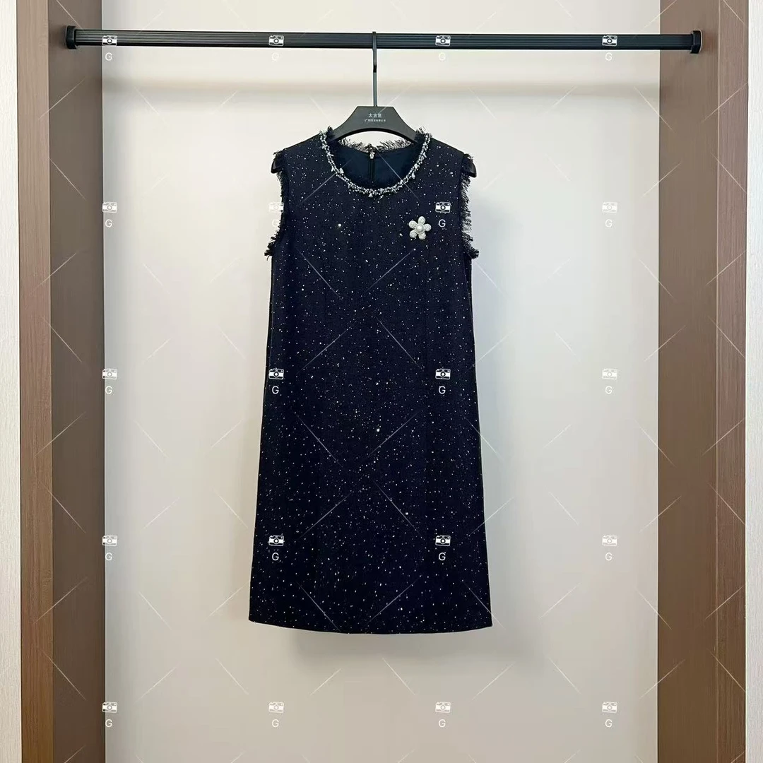 【玲】不褪色复古风显瘦默认款式连衣裙女装轻奢秋冬时尚 H-1393