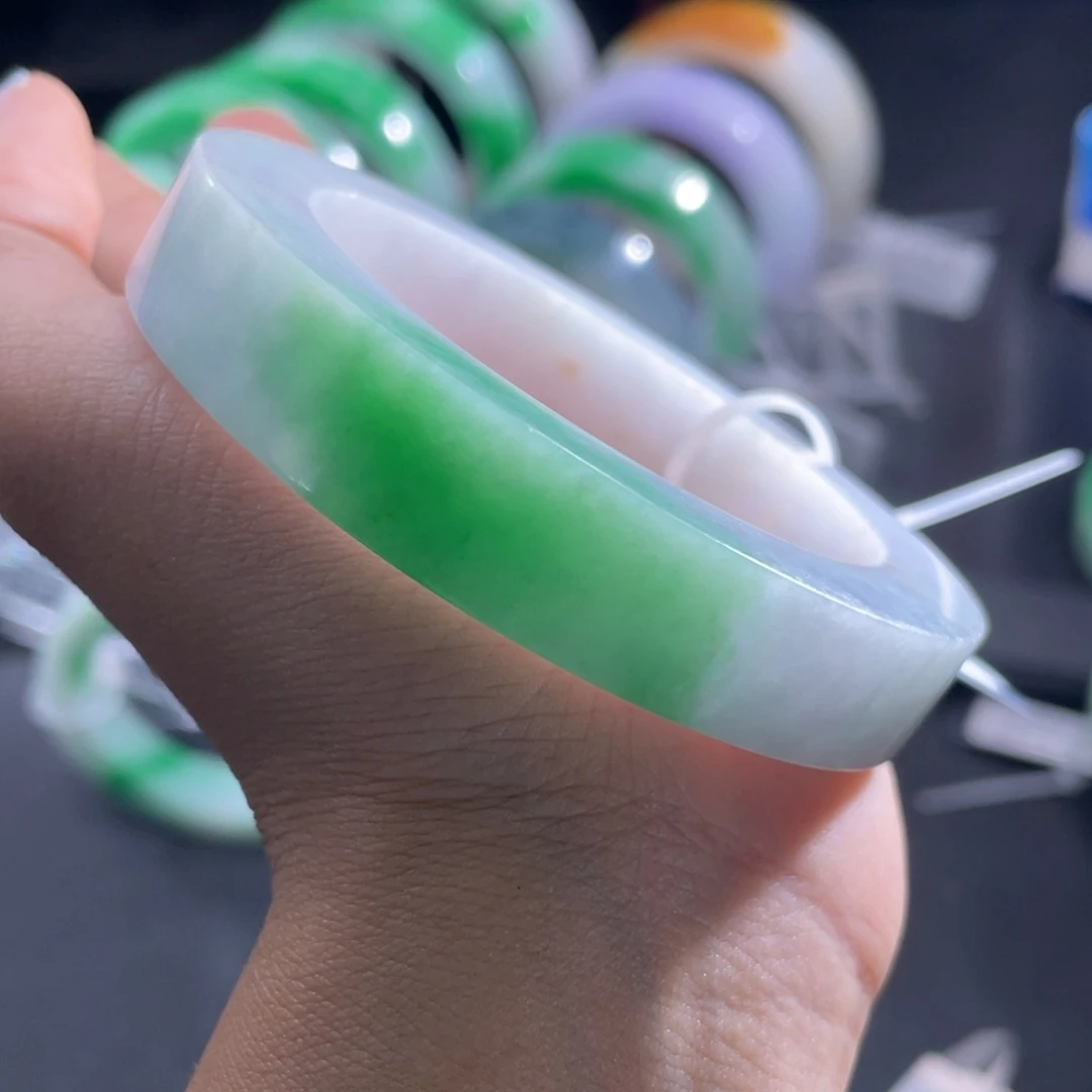 定制翡翠未镶嵌正圈