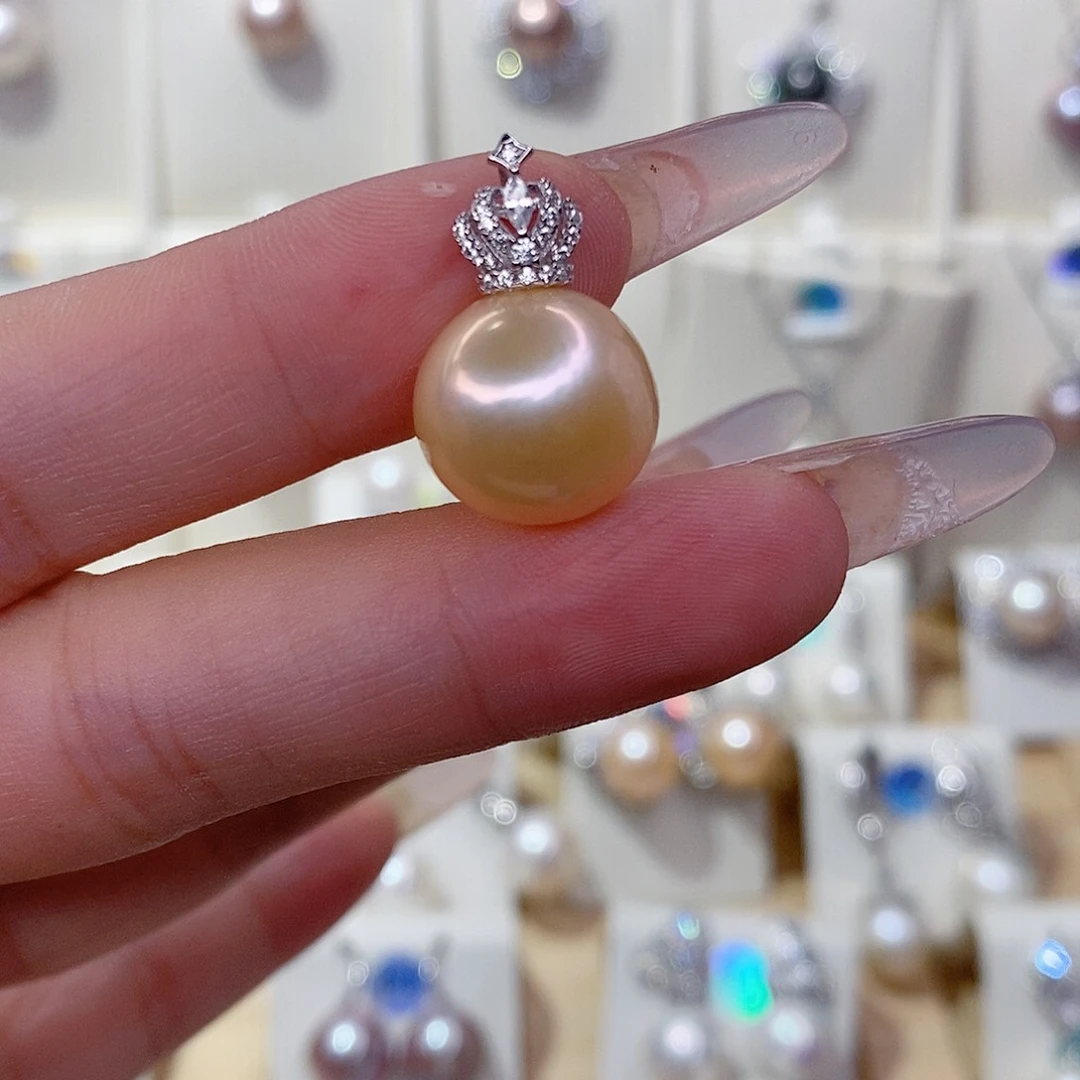 大***倩淡水珍珠银S925镶嵌吊坠(赠链)