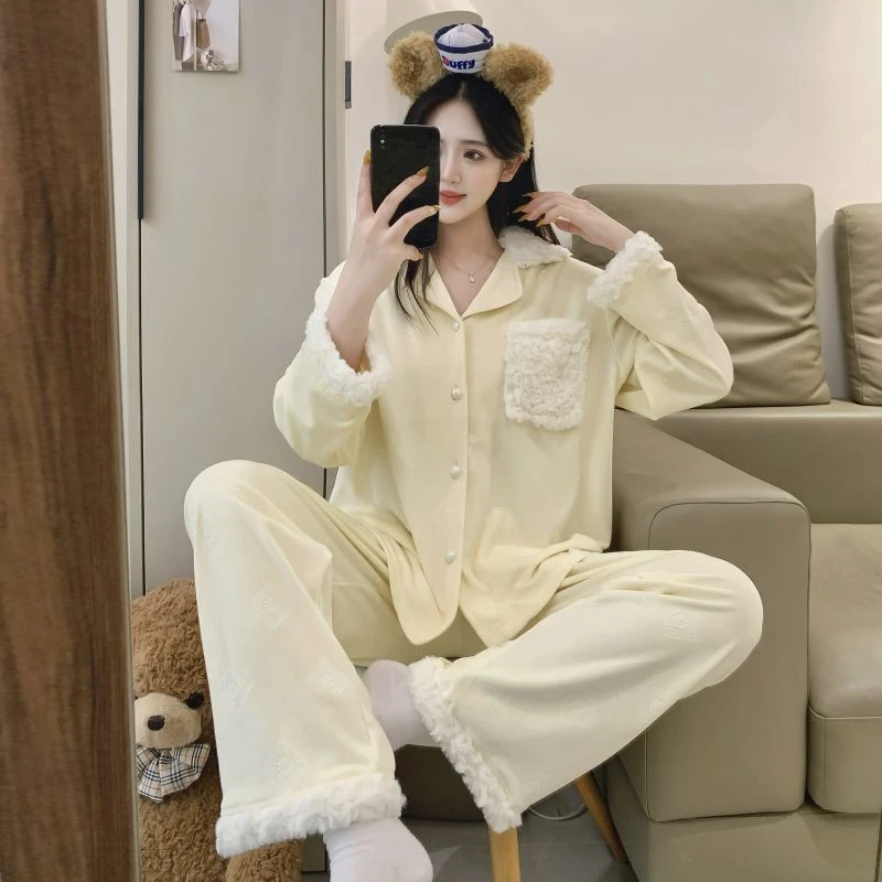 海岛绒女生睡衣家居服套装秋冬保暖睡衣可爱甜美淡黄少女长袖纯色