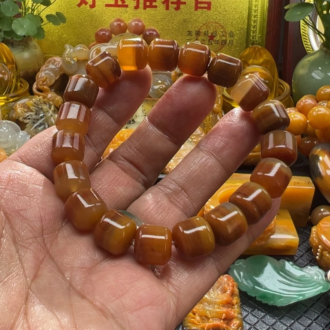 石英质玉未镶嵌颈饰