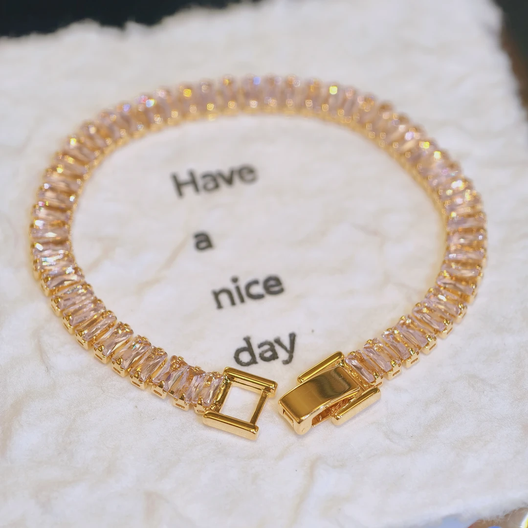 铜合金合成锆石手链 金色爆闪精致手链香槟色2025新款精致 MO-569