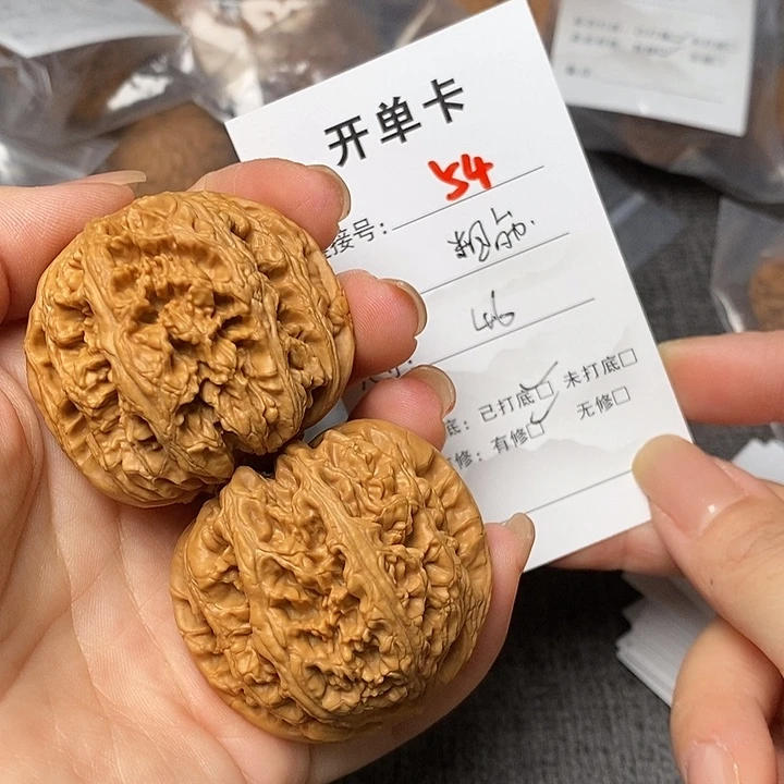 文玩核桃把件54哈哈哈