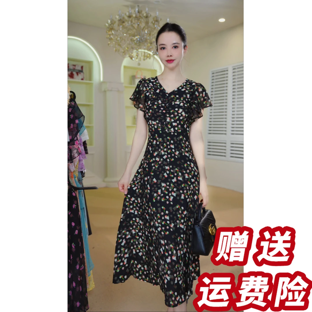 （赠送运费险）2025新款V领碎花女收腰显瘦性感时尚连衣裙女J5222