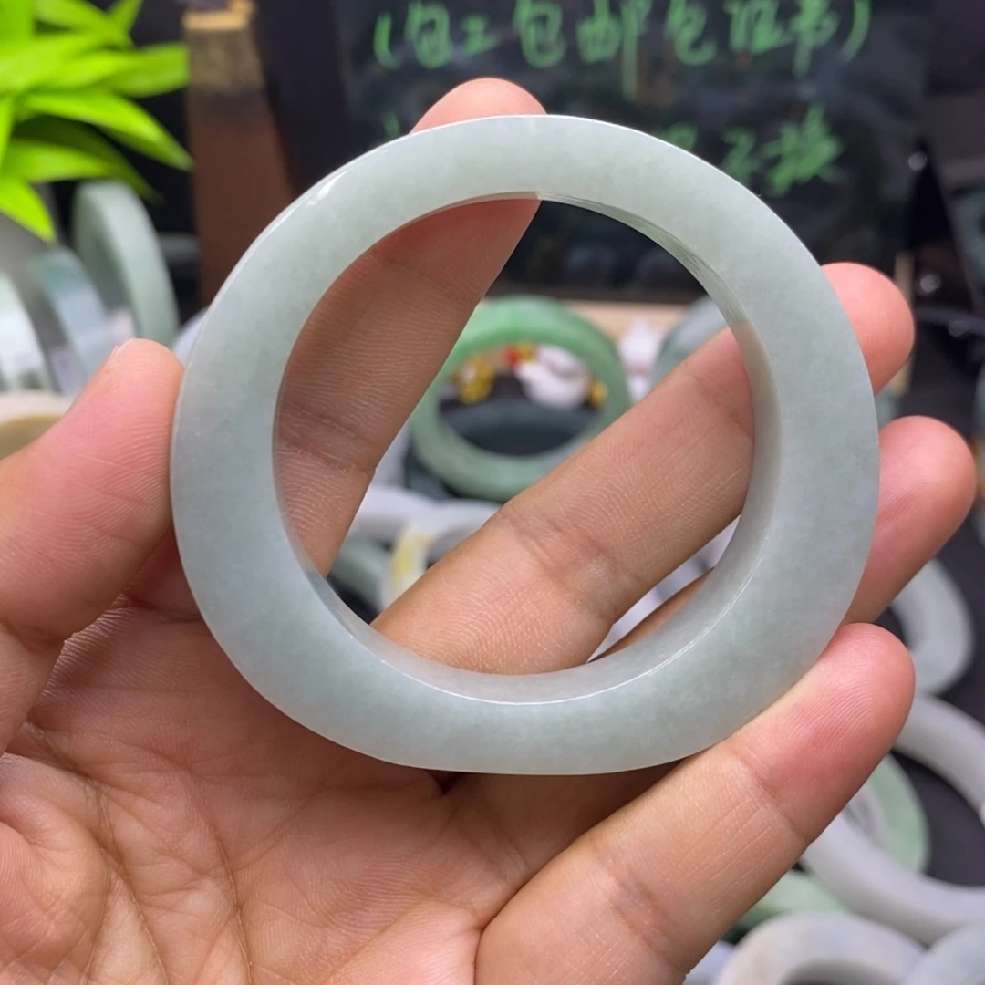 定制翡翠手镯未镶嵌